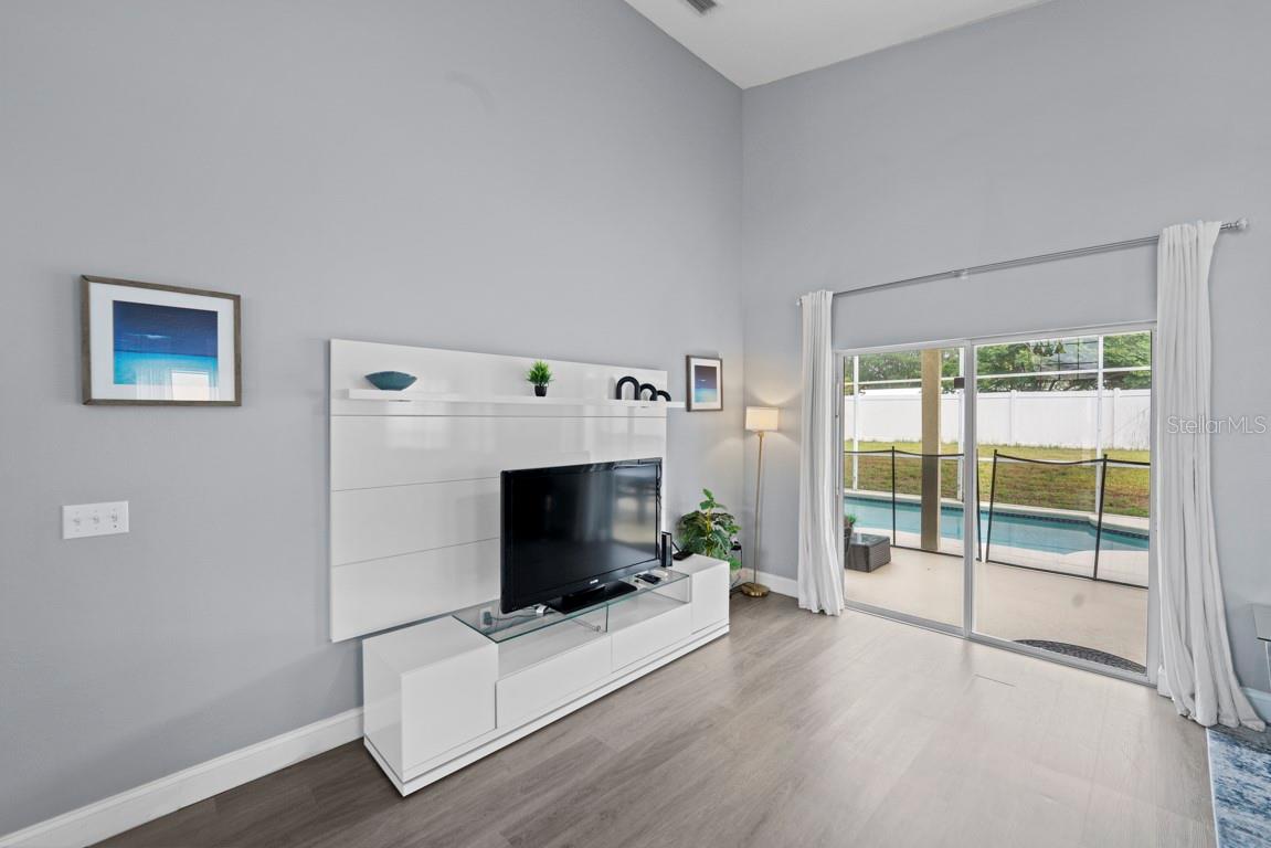HAMPTON ESTATES - Residential