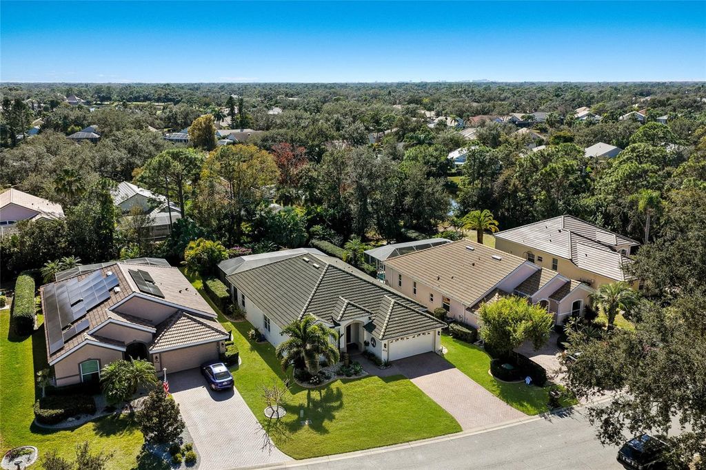 Photo of 6512 Westward Place, Bradenton, FL 34201 (MLS # A4680839)