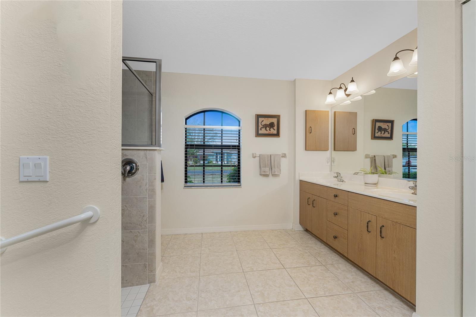 ROTONDA WEST BROADMOOR - Residential