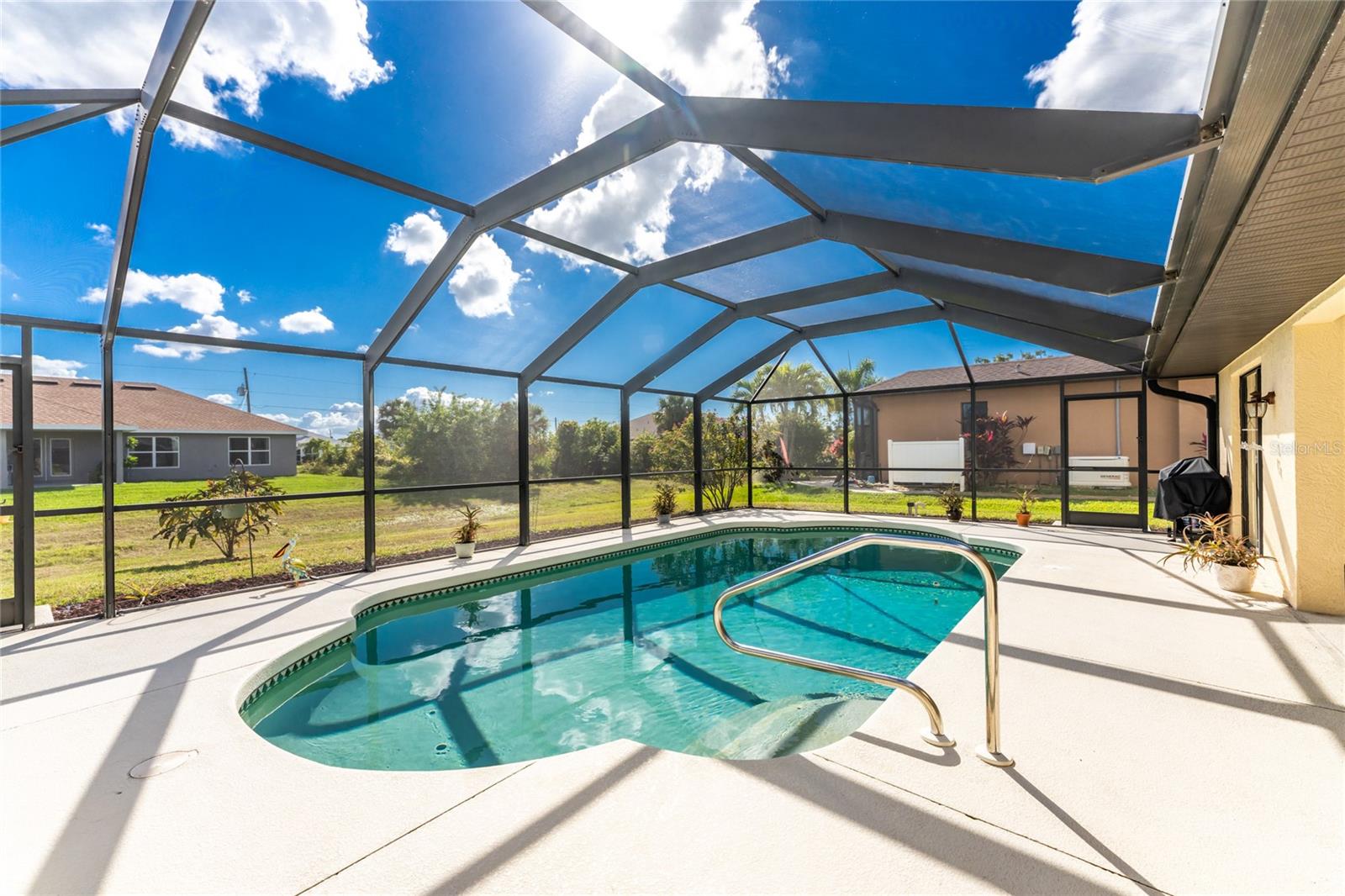 ROTONDA WEST BROADMOOR - Residential