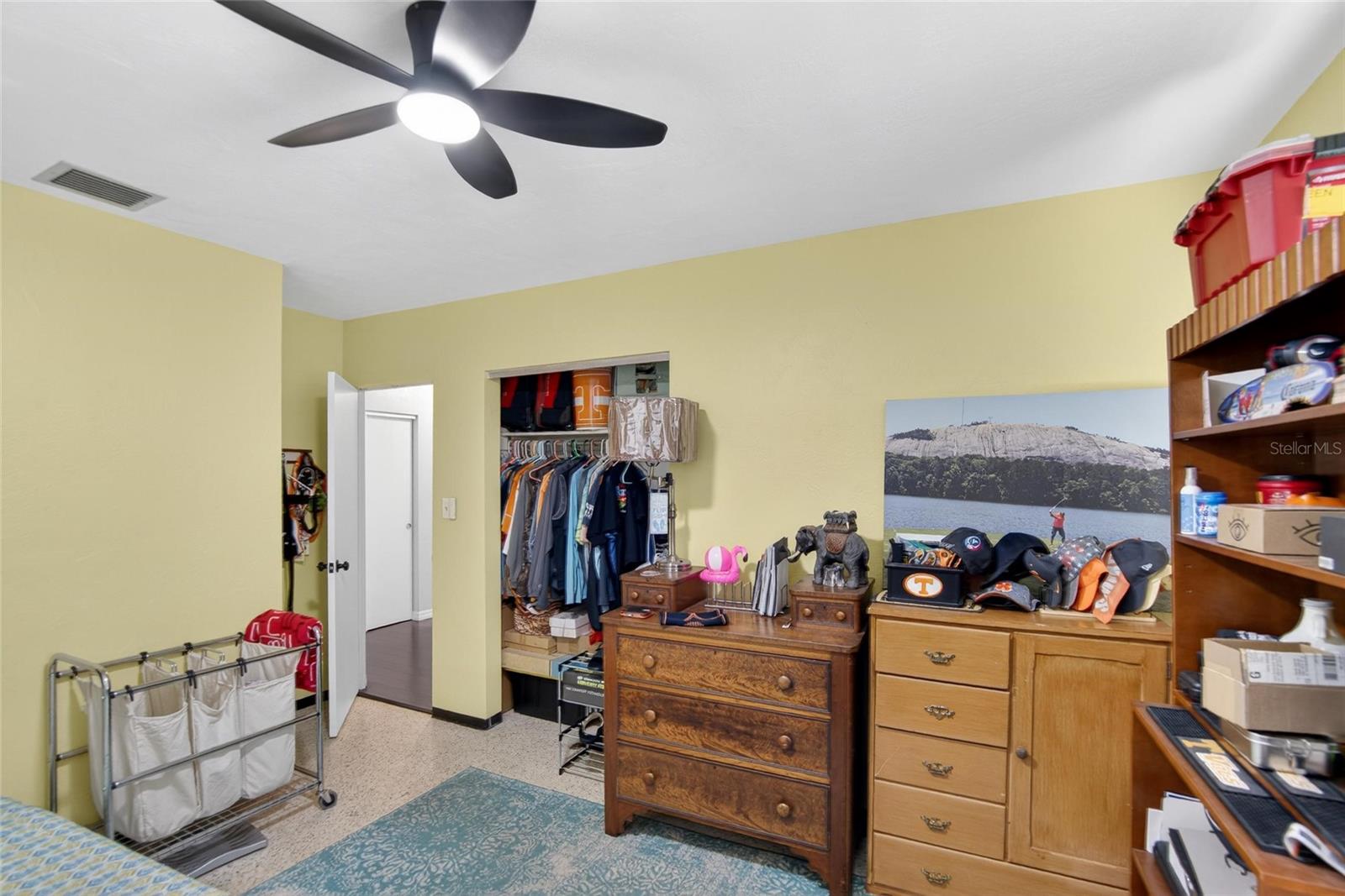 BAY PINES ESTATES - Residential