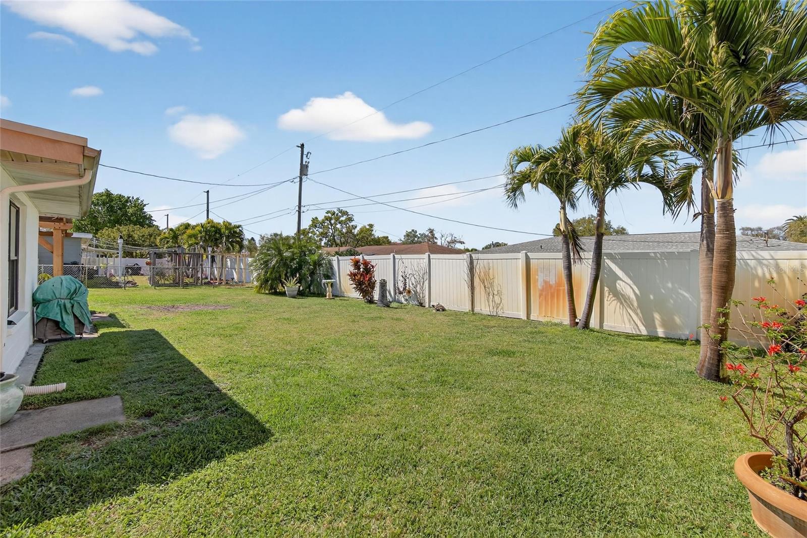 BAY PINES ESTATES - Residential