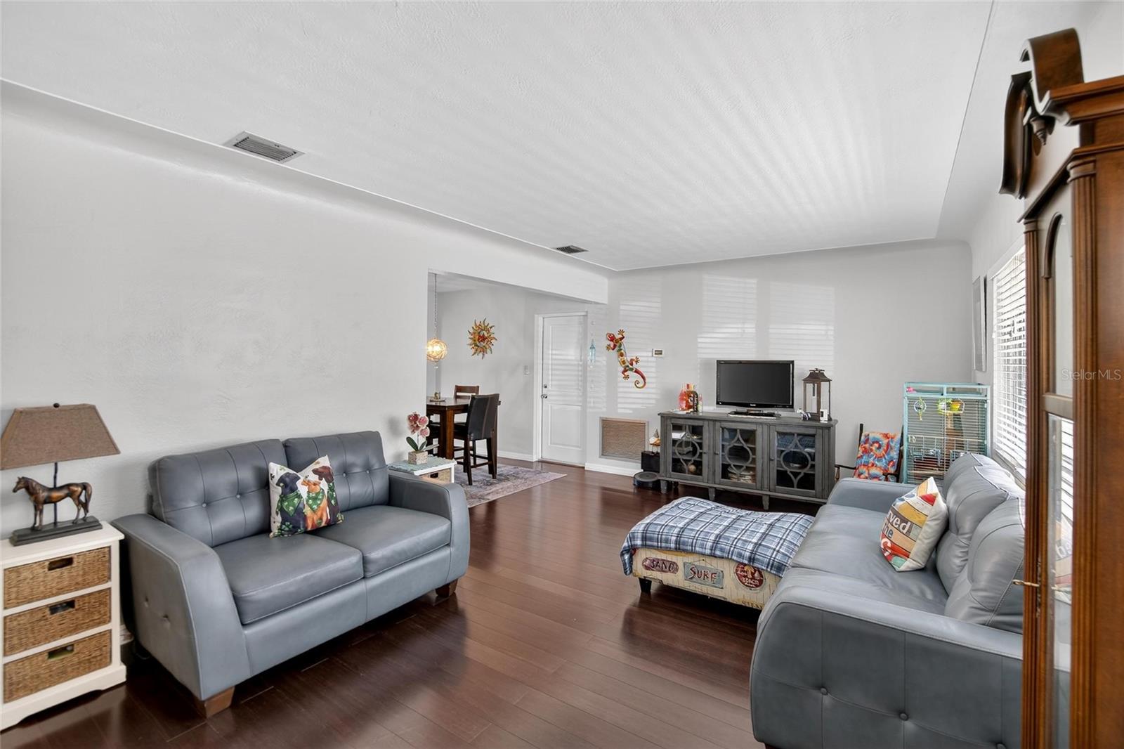 BAY PINES ESTATES - Residential