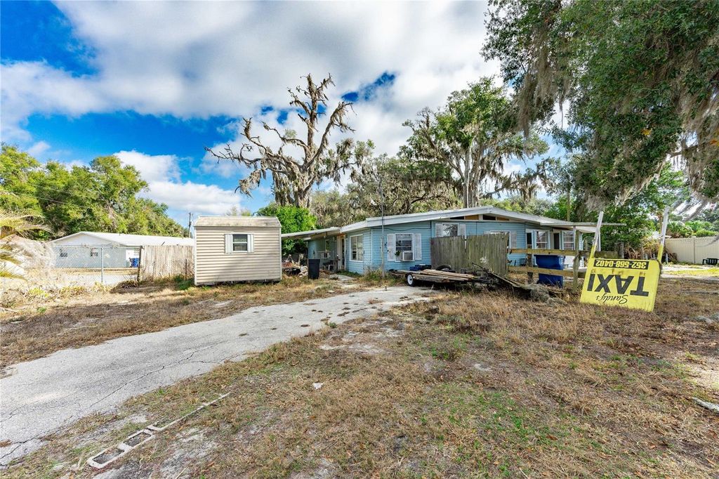 Photo of 1565 N C 470, Lake Panasoffkee, FL 33538 (MLS # G5108702)