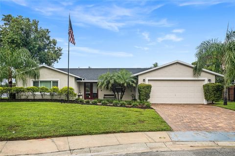 A home in LONGWOOD