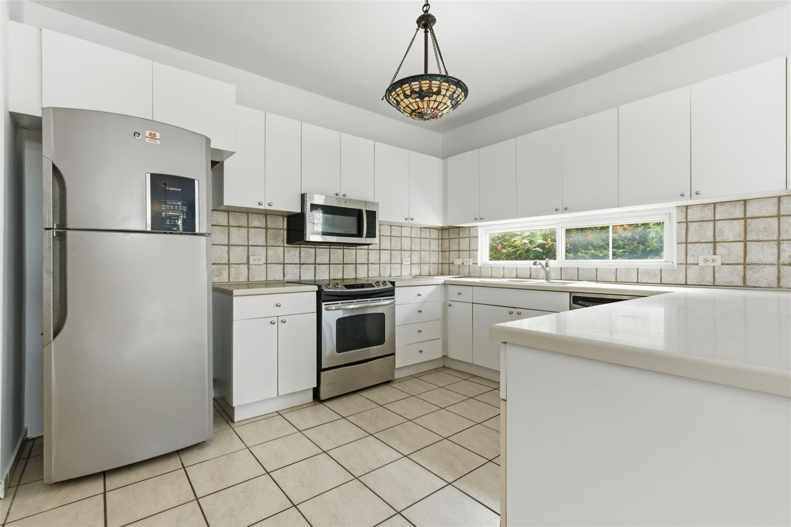 PASEOS DE DORADO - Residential