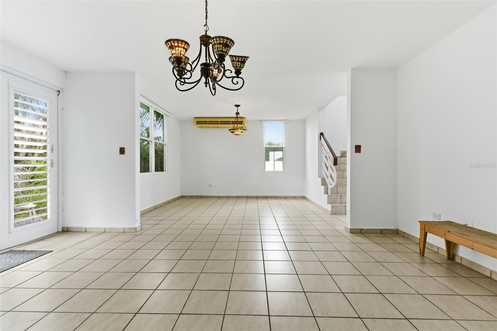 PASEOS DE DORADO - Residential