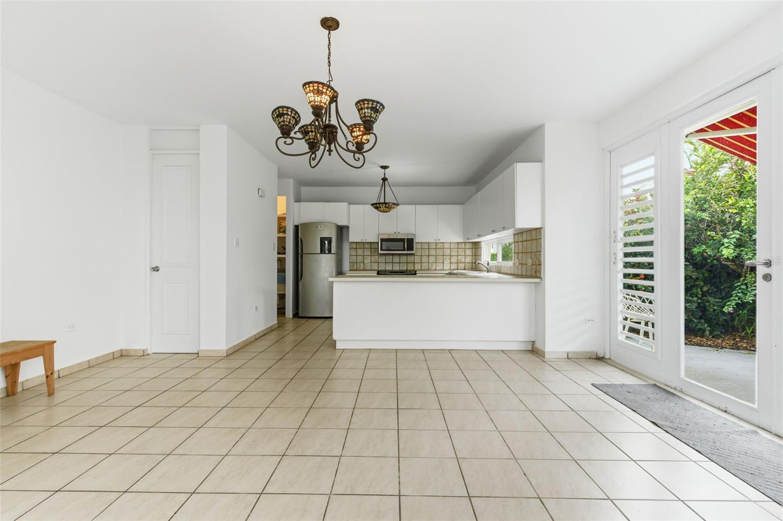 PASEOS DE DORADO - Residential