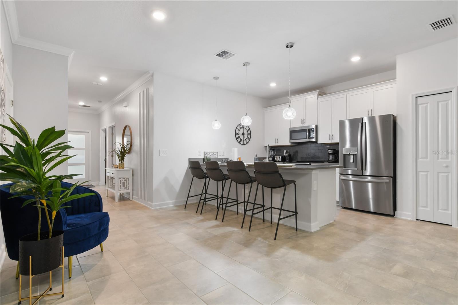 Photo 4 of 37 of 1128 KINGSBARN STREET townhome