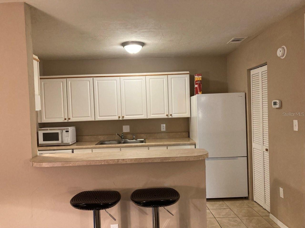 CAMPUS POINT CONDO - Residential Lease