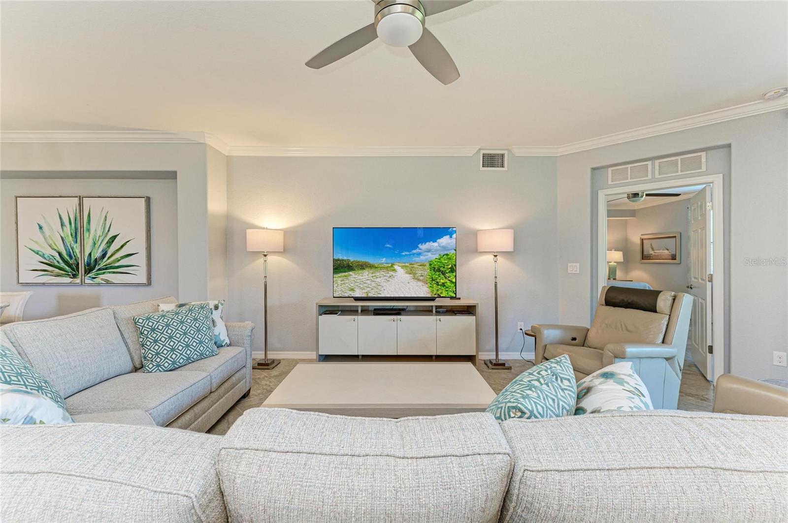 COACH HOMES II AT LAKEWOOD NATIONAL PH 8 - Residential