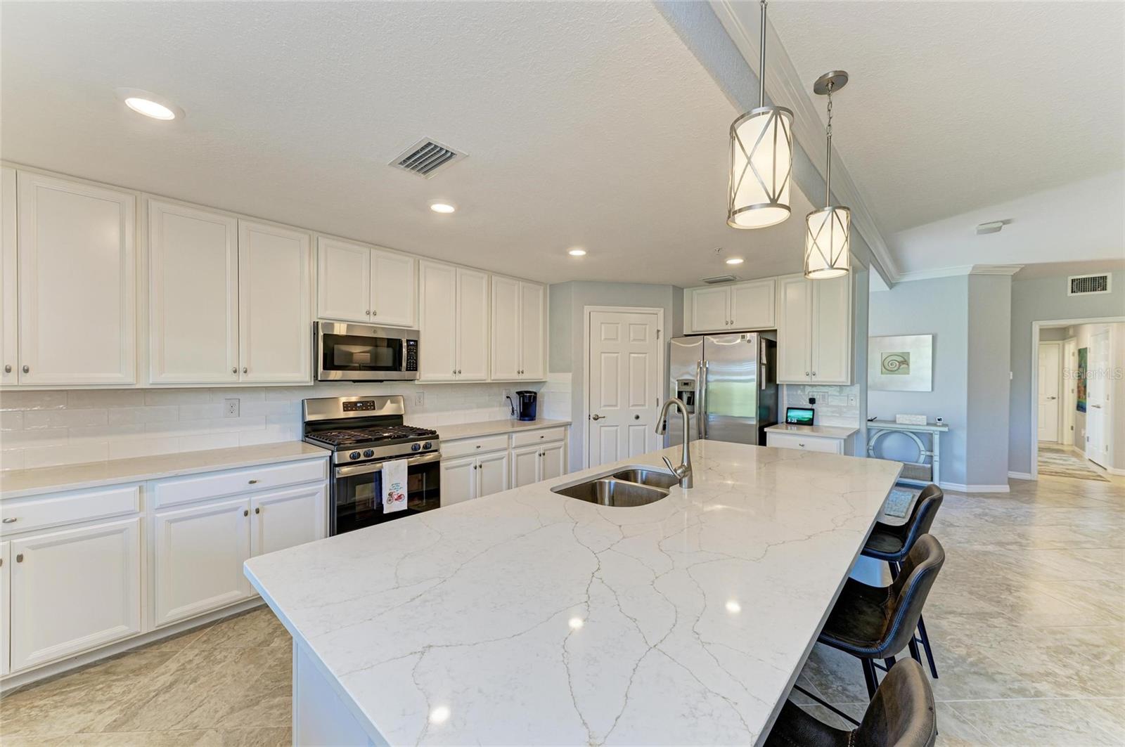 COACH HOMES II AT LAKEWOOD NATIONAL PH 8 - Residential