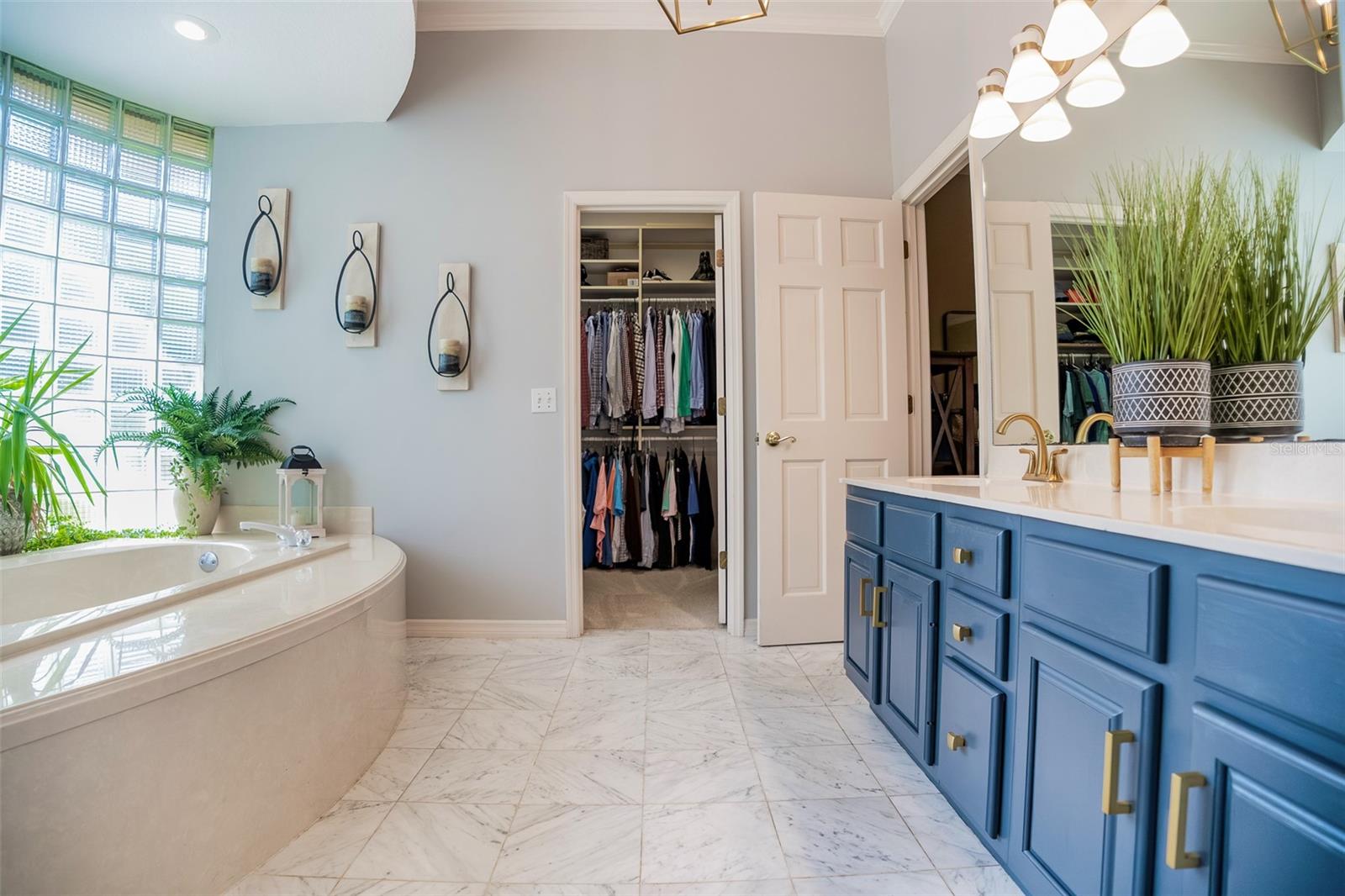 WESTMINSTER WOOD - Residential