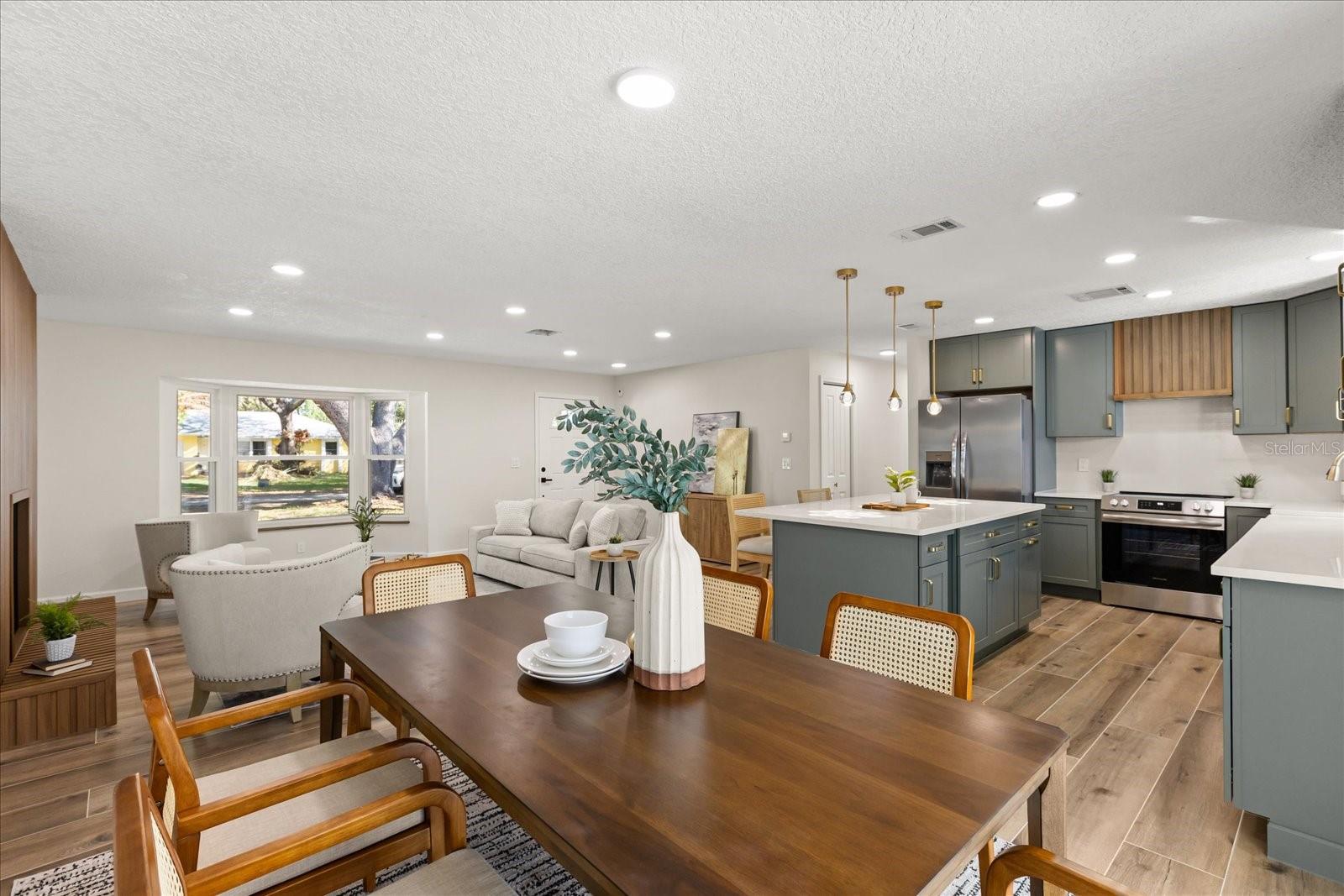 OAKLAND HEIGHTS - Residential