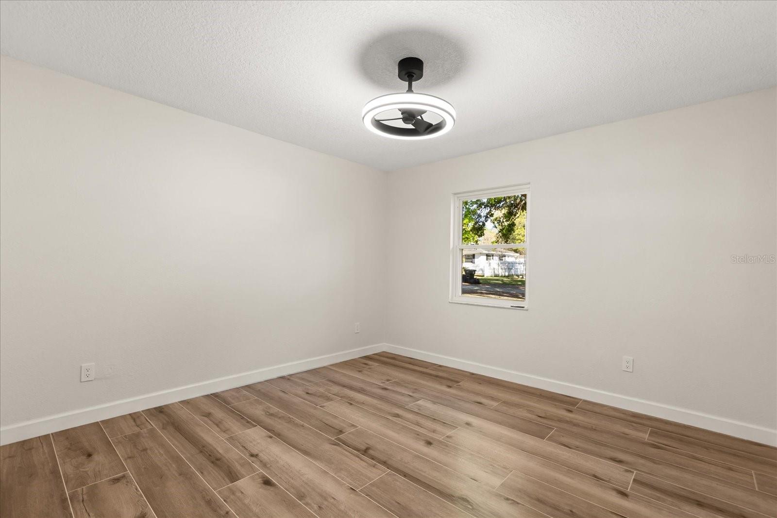 OAKLAND HEIGHTS - Residential