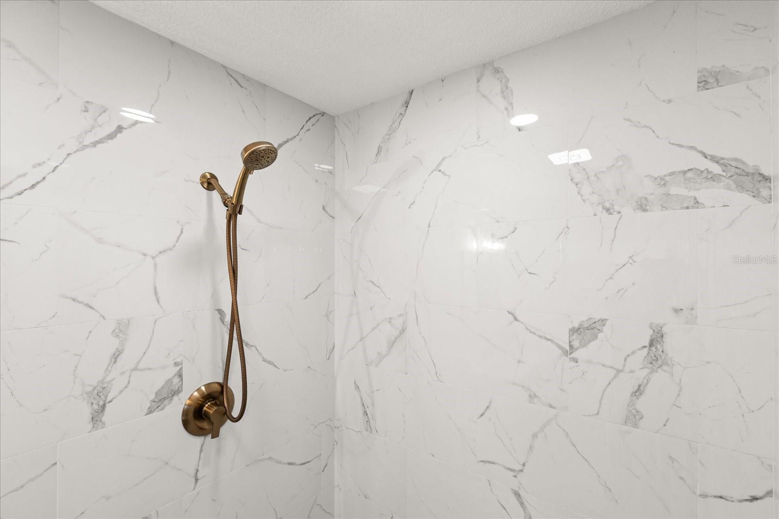 OAKLAND HEIGHTS - Residential