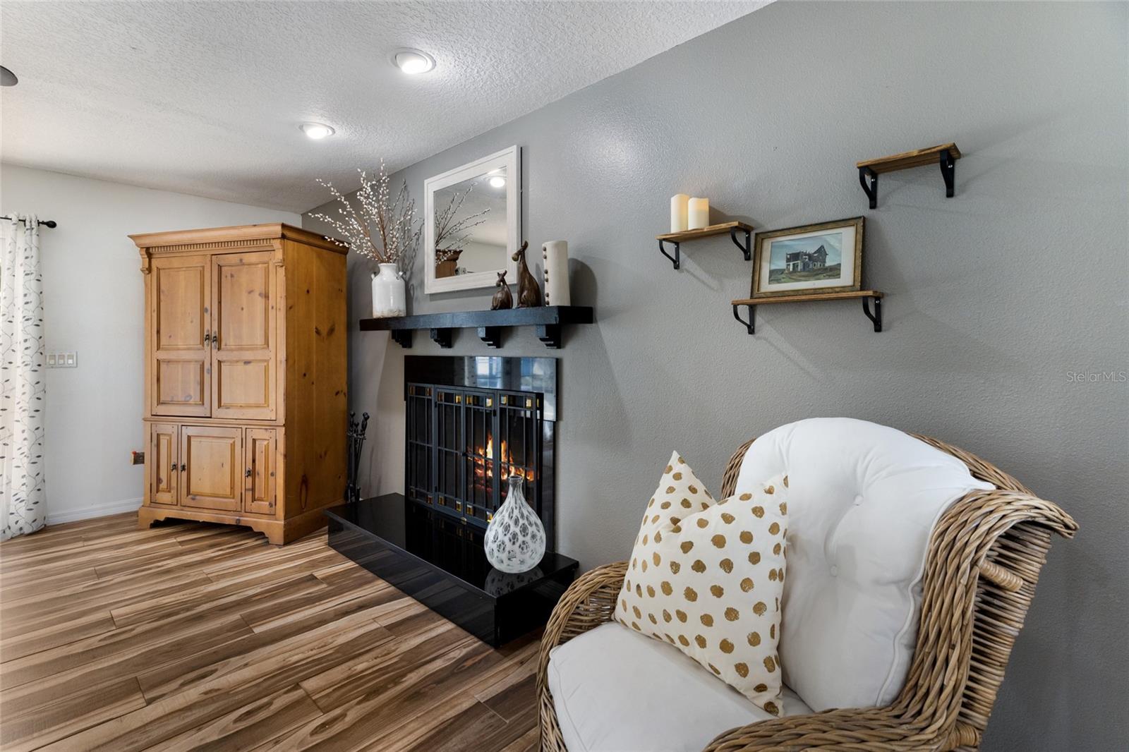 FOX CREEK ACRES - Residential