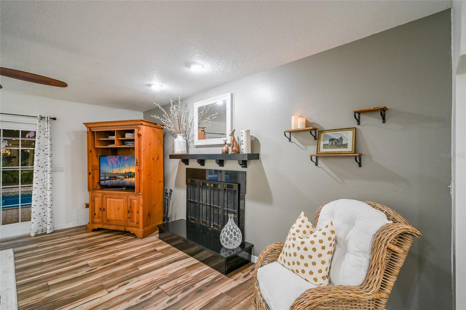 FOX CREEK ACRES - Residential