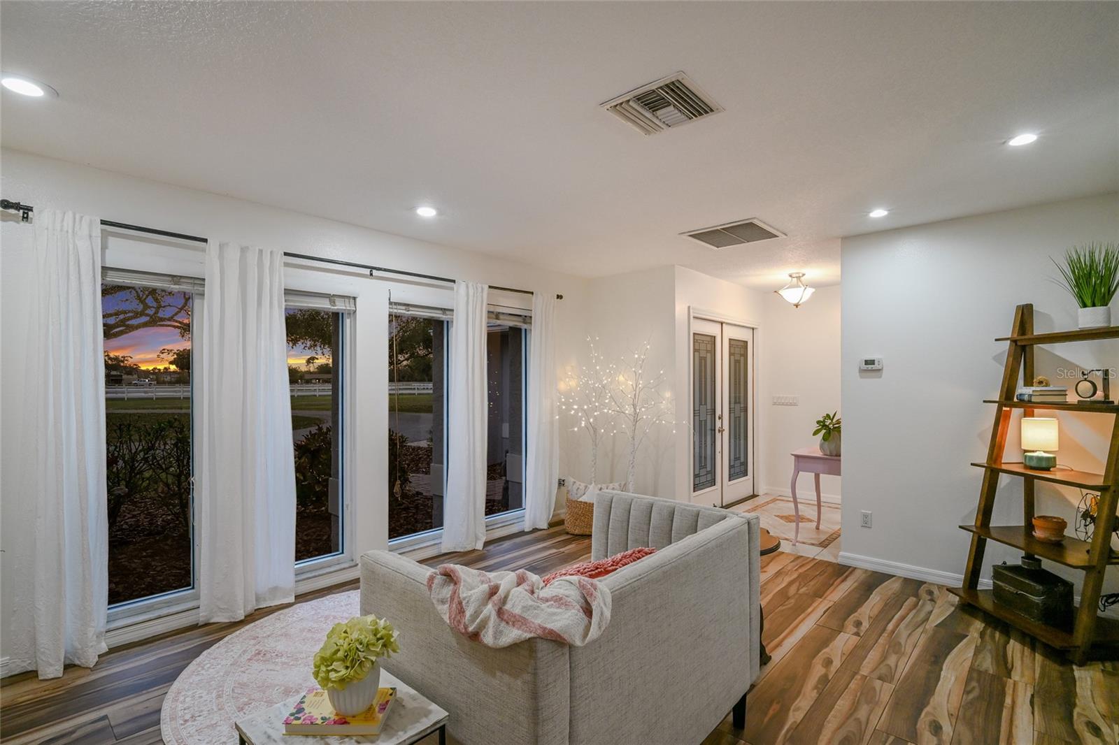 FOX CREEK ACRES - Residential