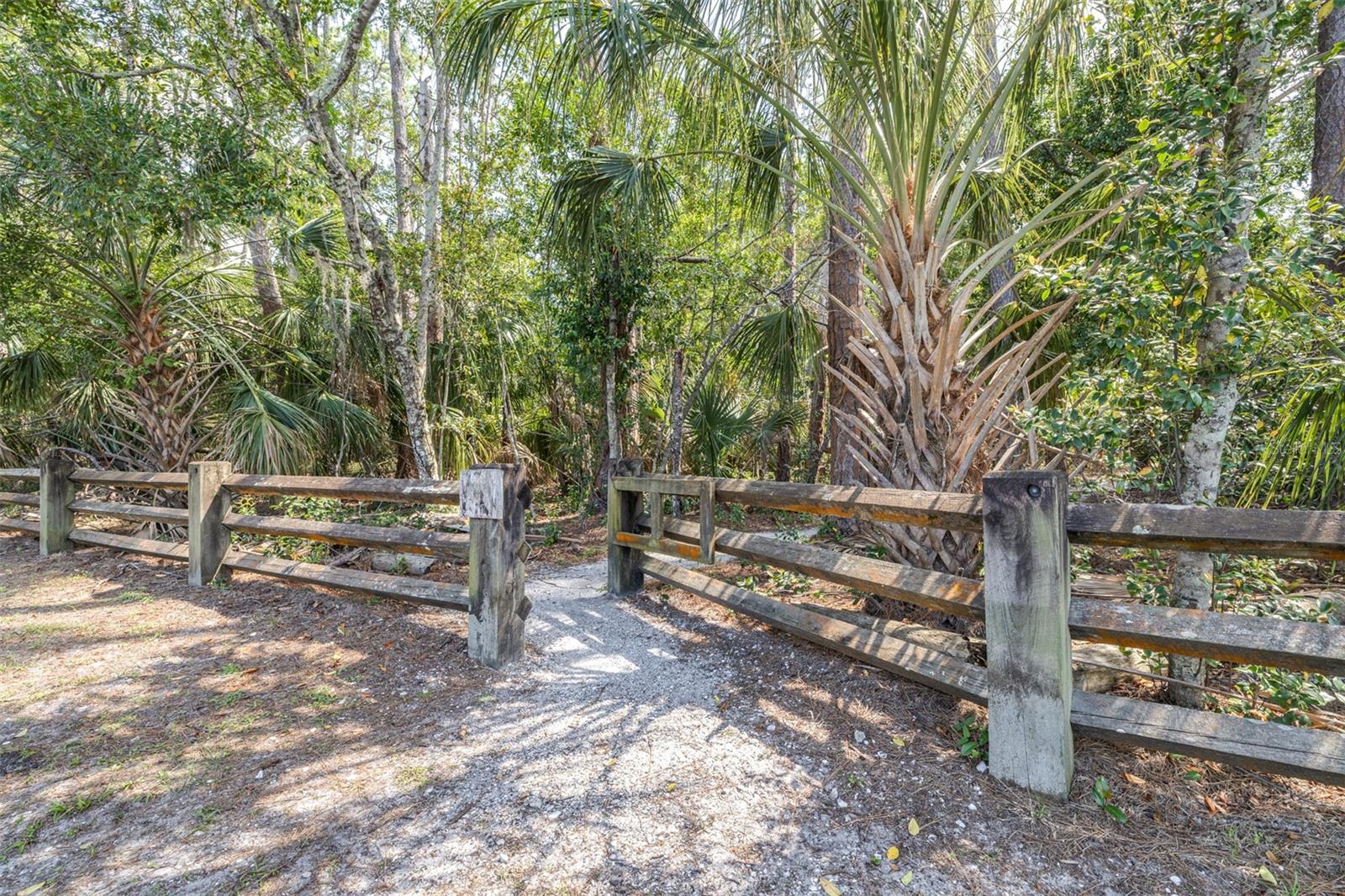 ANCHORAGE OF TARPON LAKE UNIT THREE THE - Residential