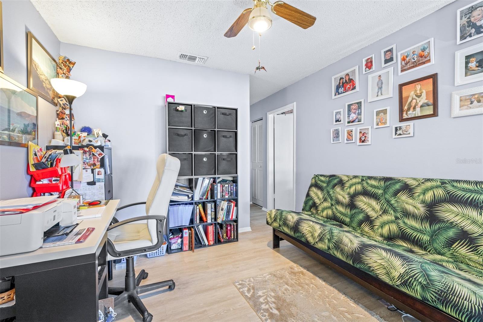 ANCHORAGE OF TARPON LAKE UNIT THREE THE - Residential