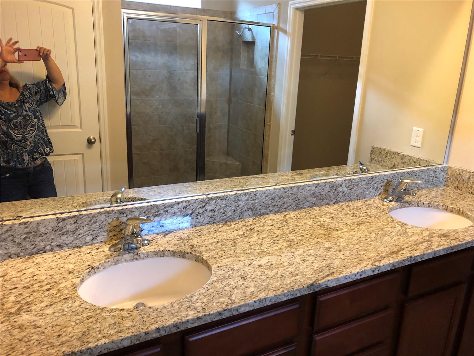 WATERSIDE VILLAGE - Residential Lease