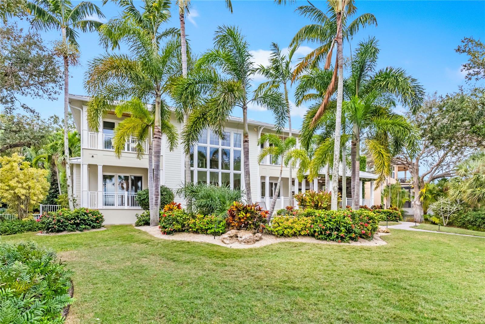 HIDDEN HARBOR - Residential