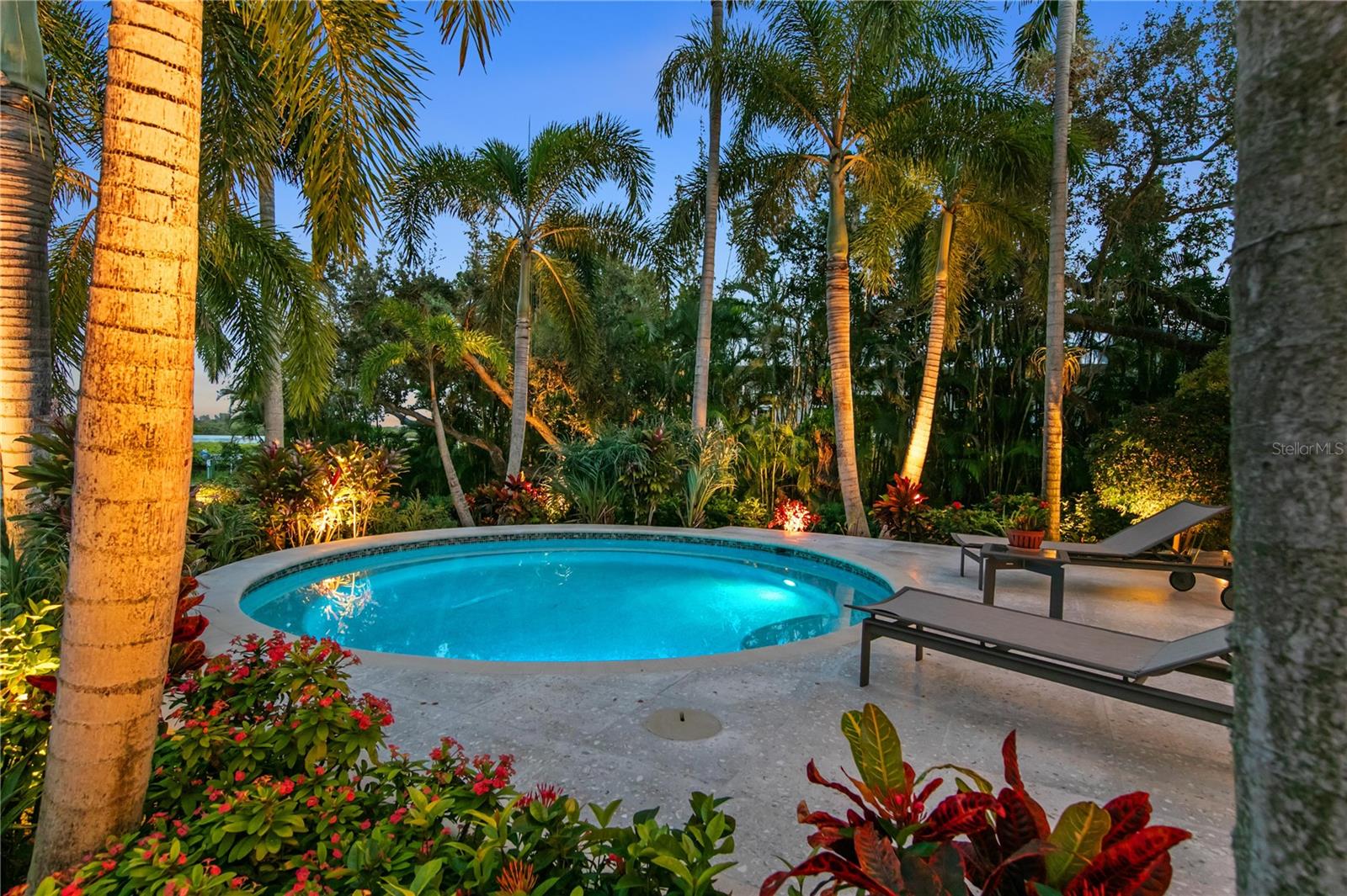 HIDDEN HARBOR - Residential