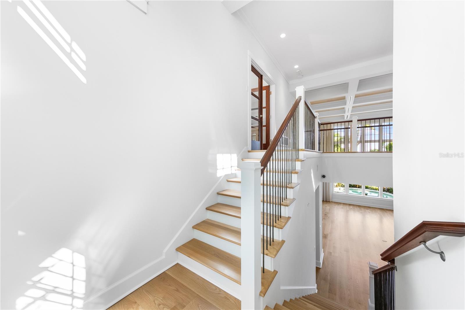 HIDDEN HARBOR - Residential