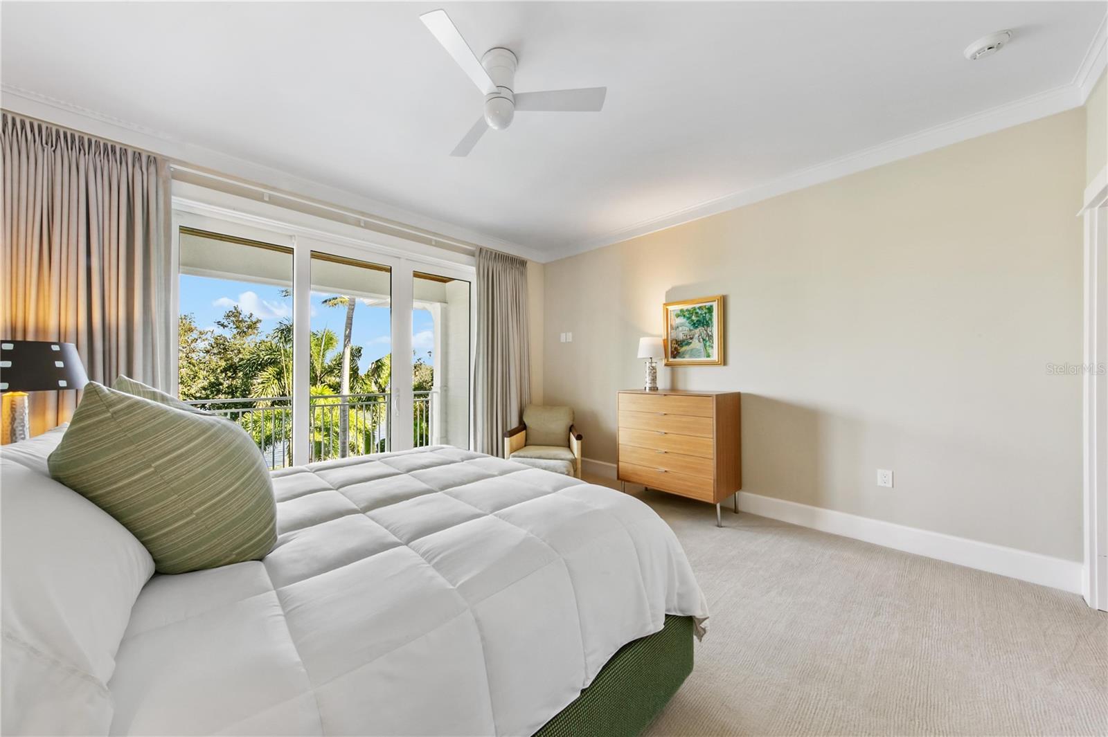 HIDDEN HARBOR - Residential