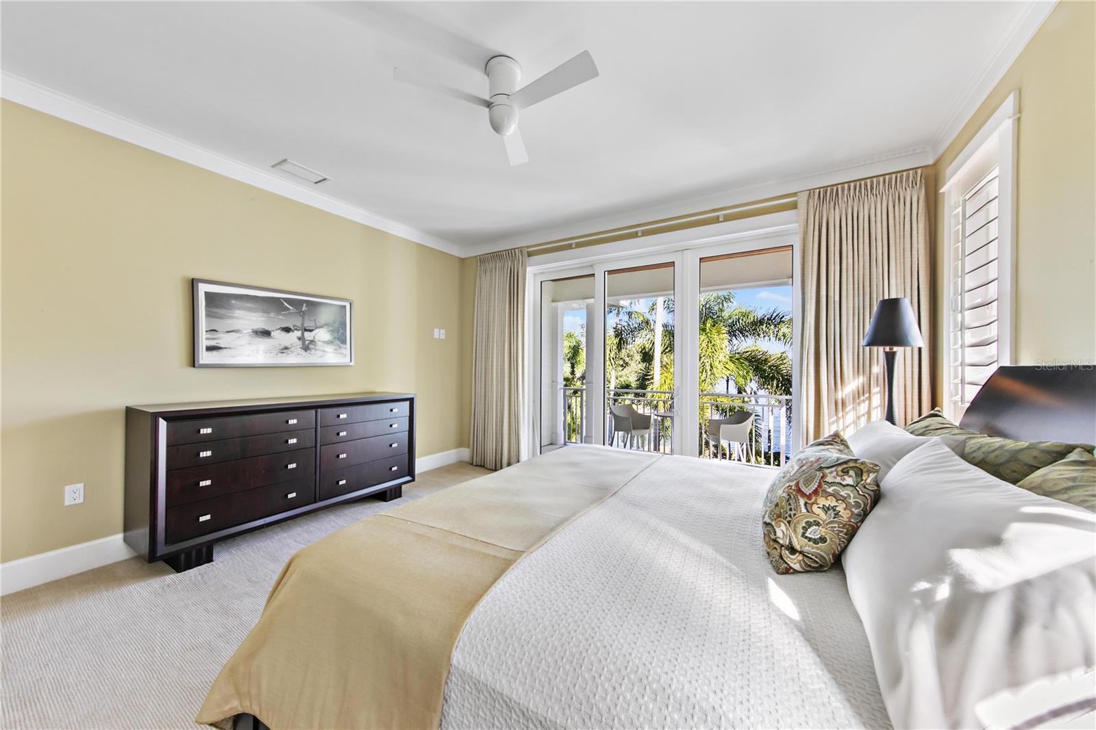 HIDDEN HARBOR - Residential