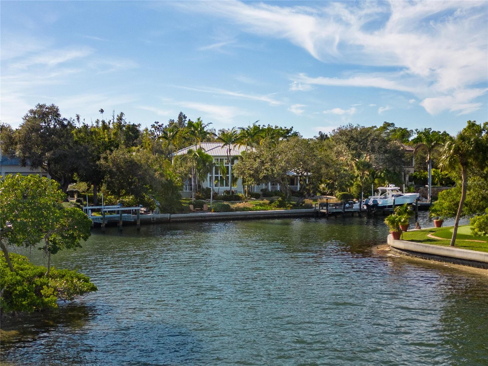 HIDDEN HARBOR - Residential