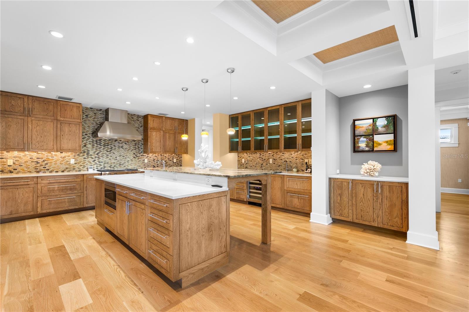 HIDDEN HARBOR - Residential