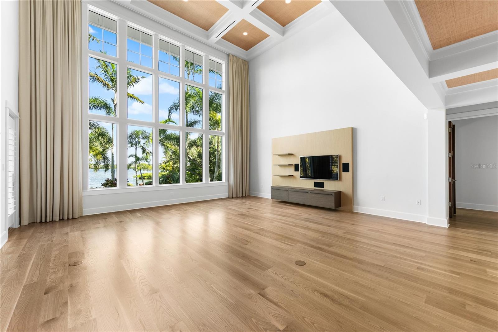 HIDDEN HARBOR - Residential