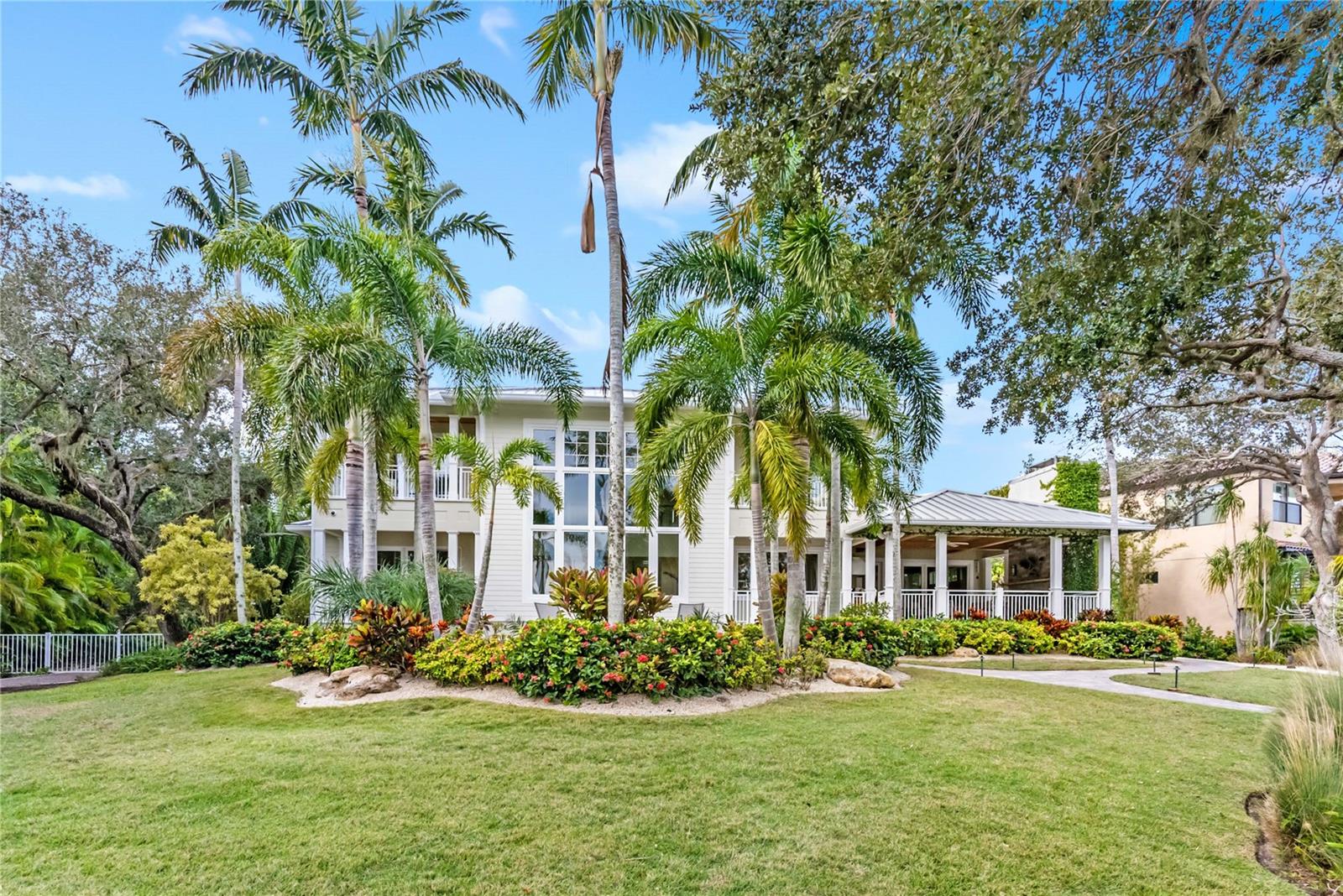 HIDDEN HARBOR - Residential