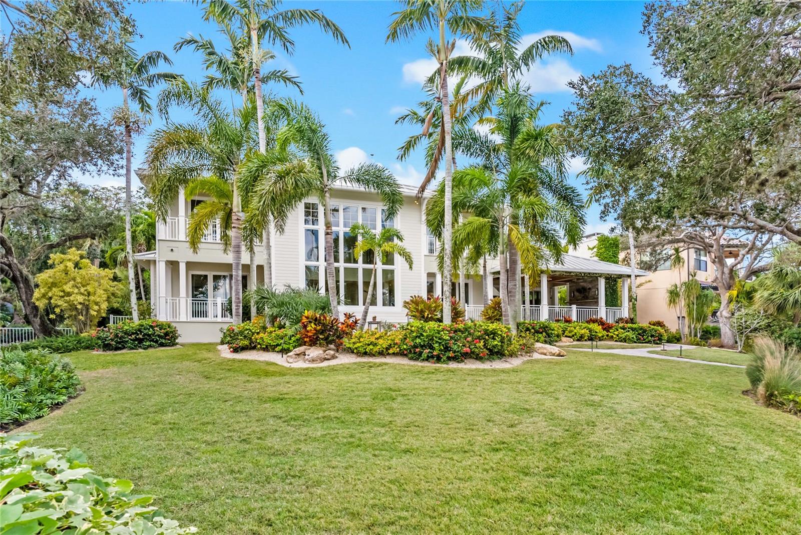 HIDDEN HARBOR - Residential