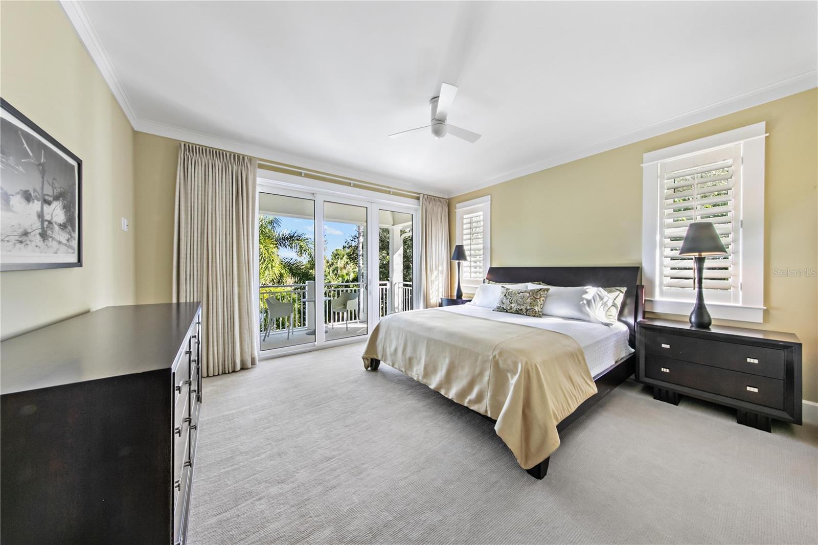 HIDDEN HARBOR - Residential