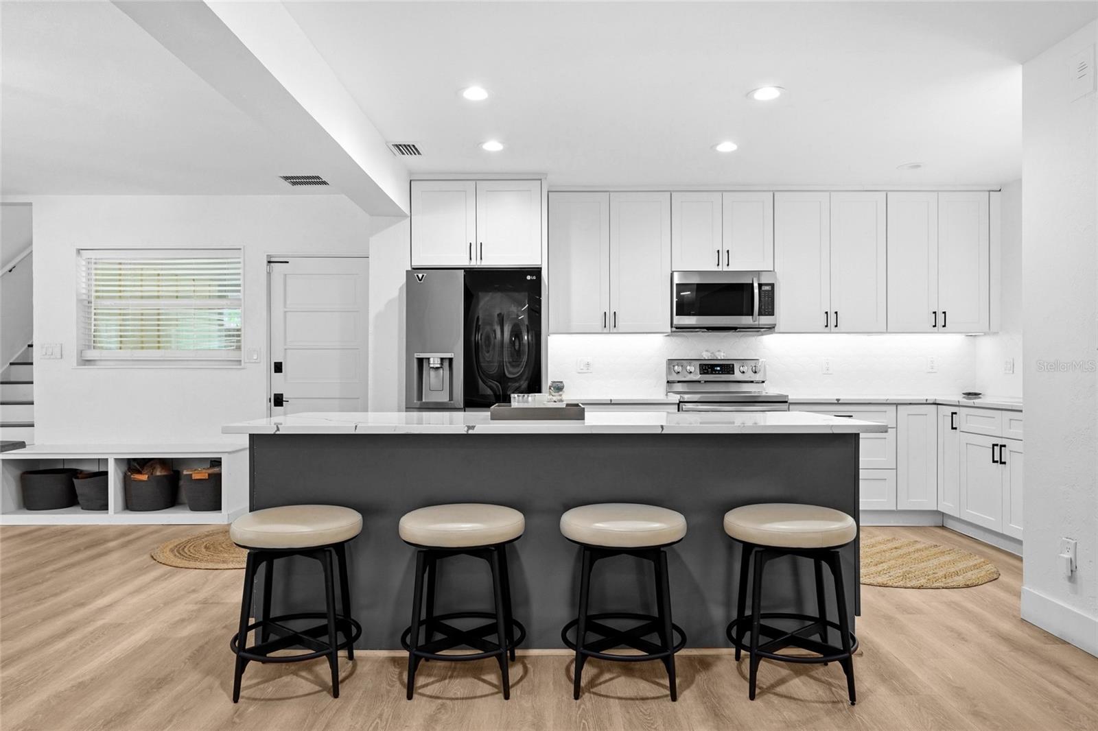 2480 ALAMEDA AVENUE