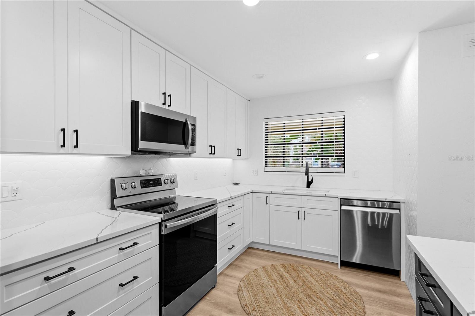 2480 ALAMEDA AVENUE