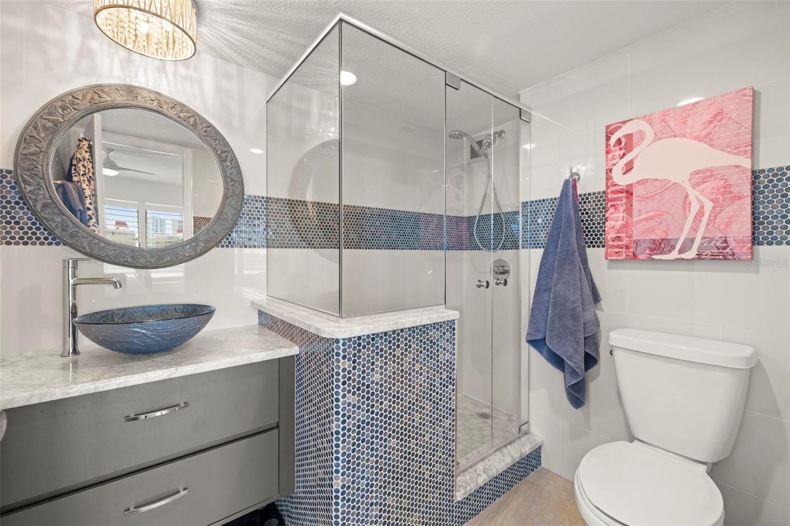HARBOUR HOUSE CONDO - Residential