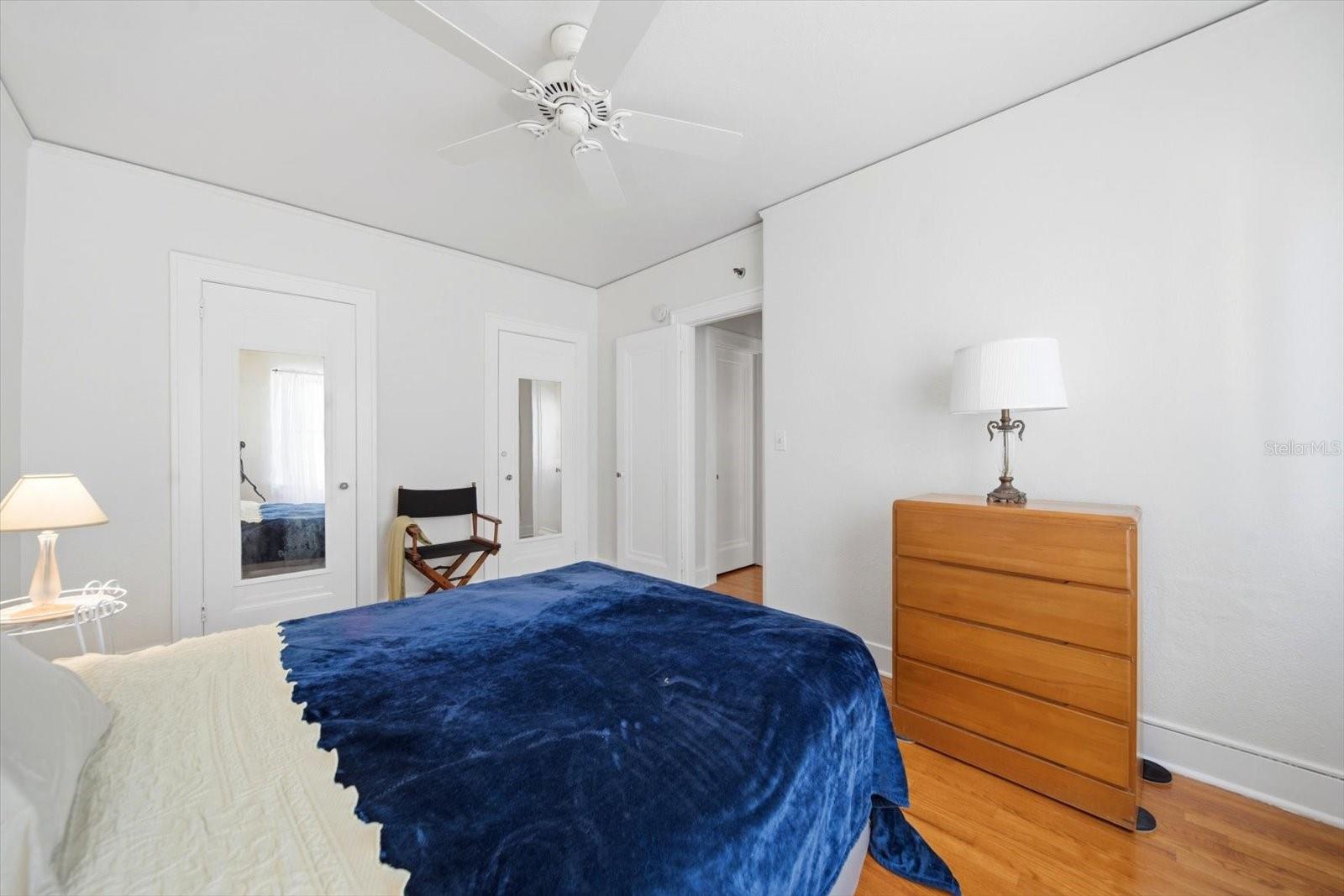 FLORI DE LEAON APTS CO-OP - Residential