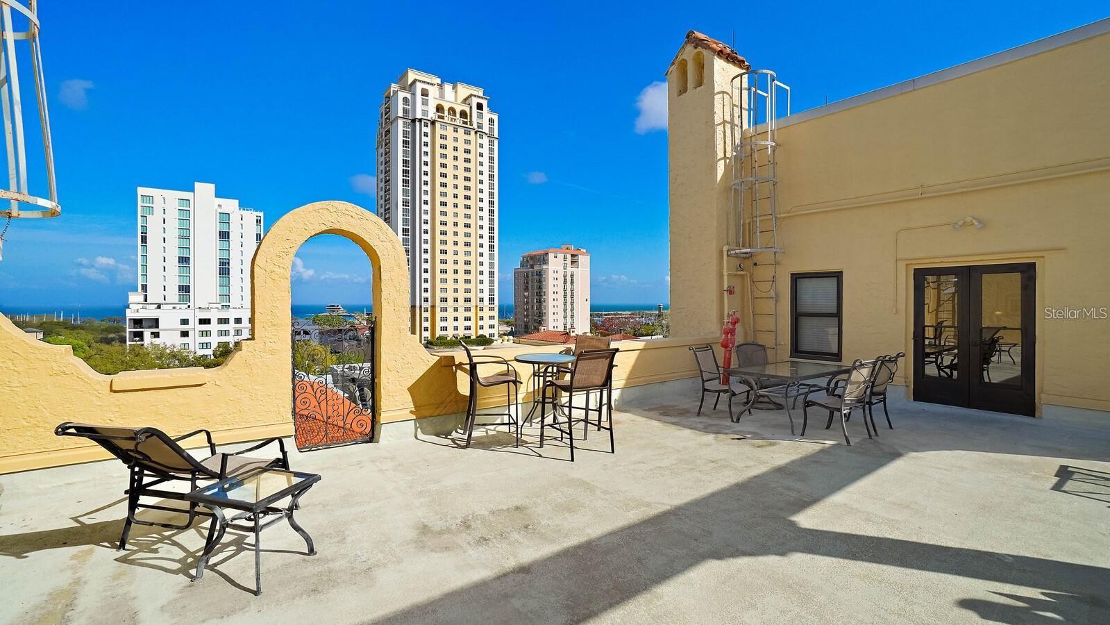 FLORI DE LEAON APTS CO-OP - Residential