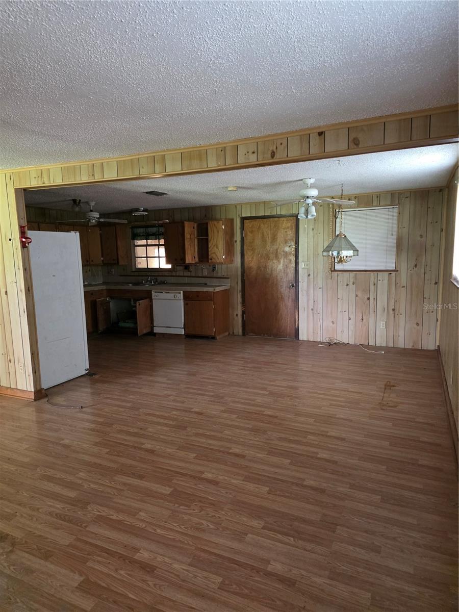 FOREST SPRINGS PARK - Residential