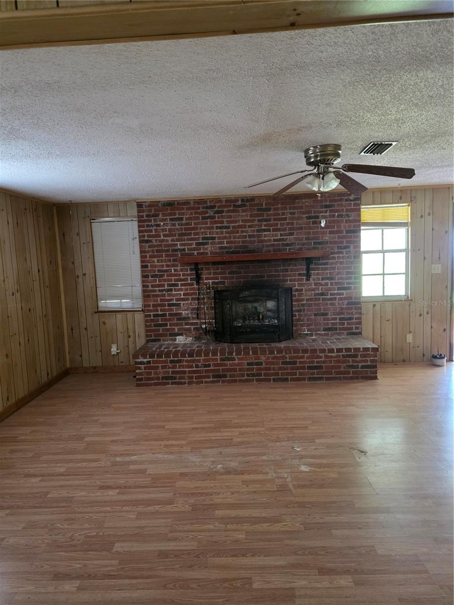 FOREST SPRINGS PARK - Residential