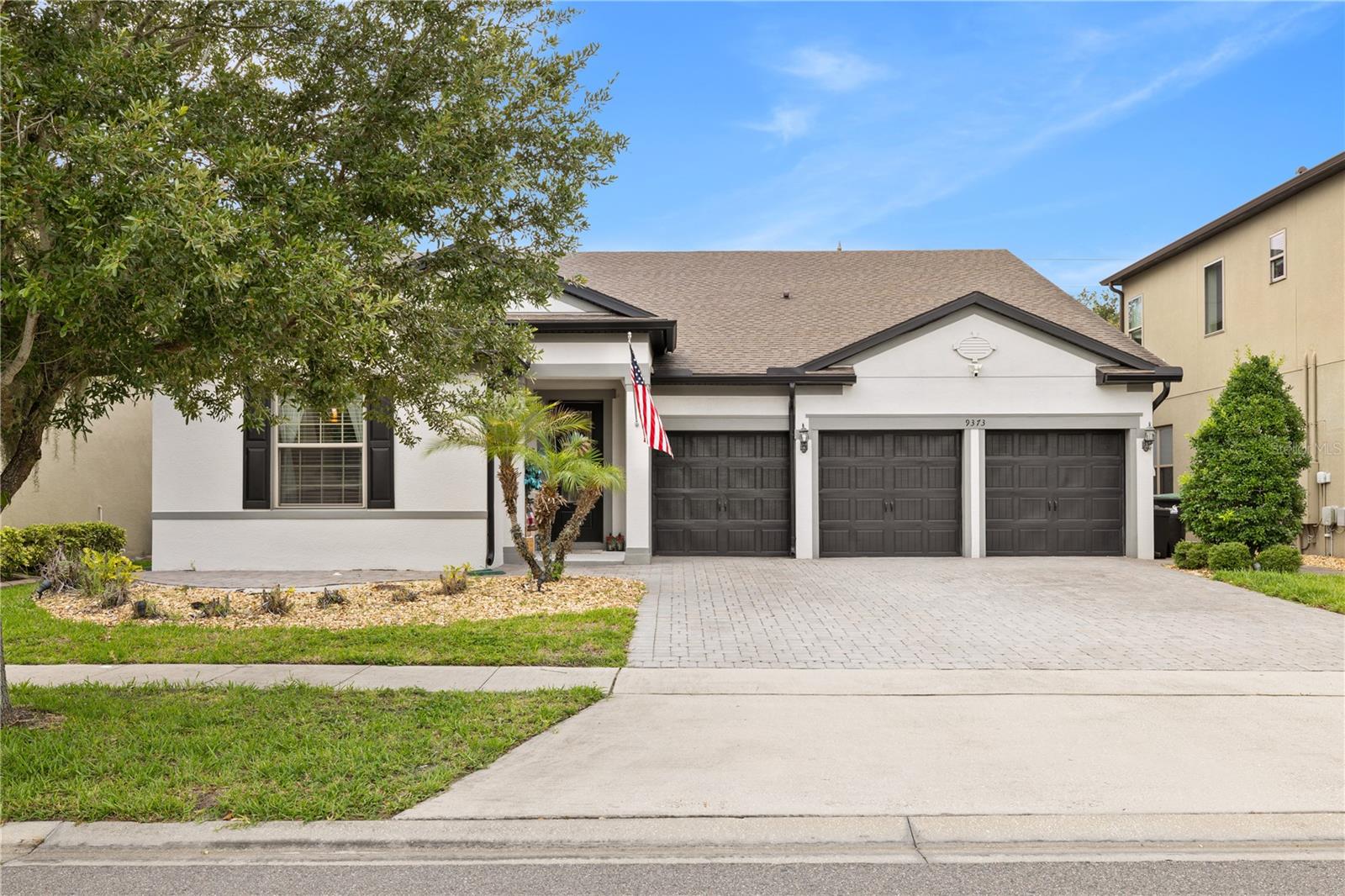 9373 ROYAL ESTATES BOULEVARD