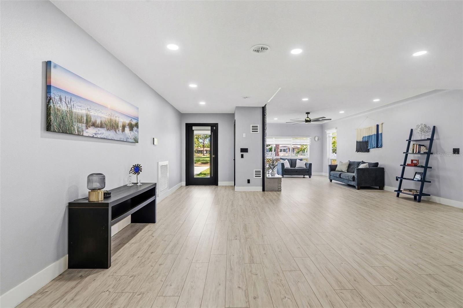 EAGLE CREST - Residential