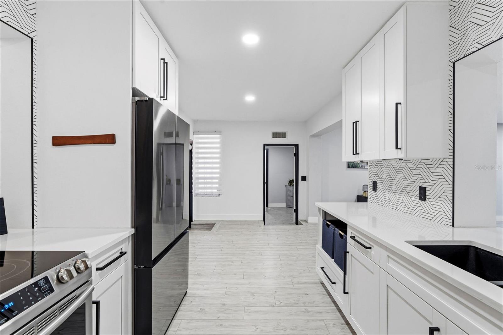 EAGLE CREST - Residential