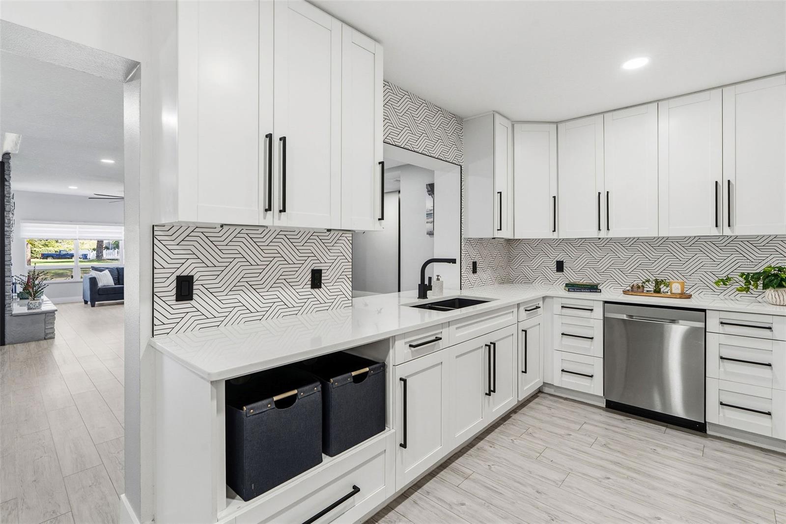 EAGLE CREST - Residential