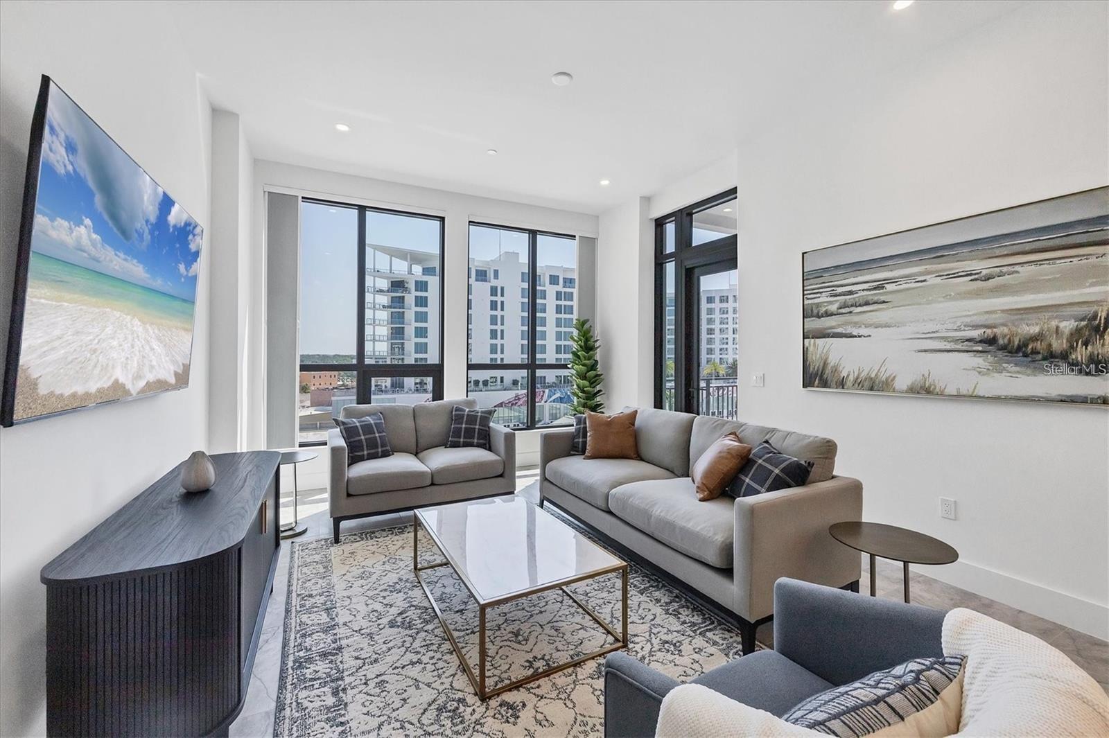 33 S PALM AVENUE 704