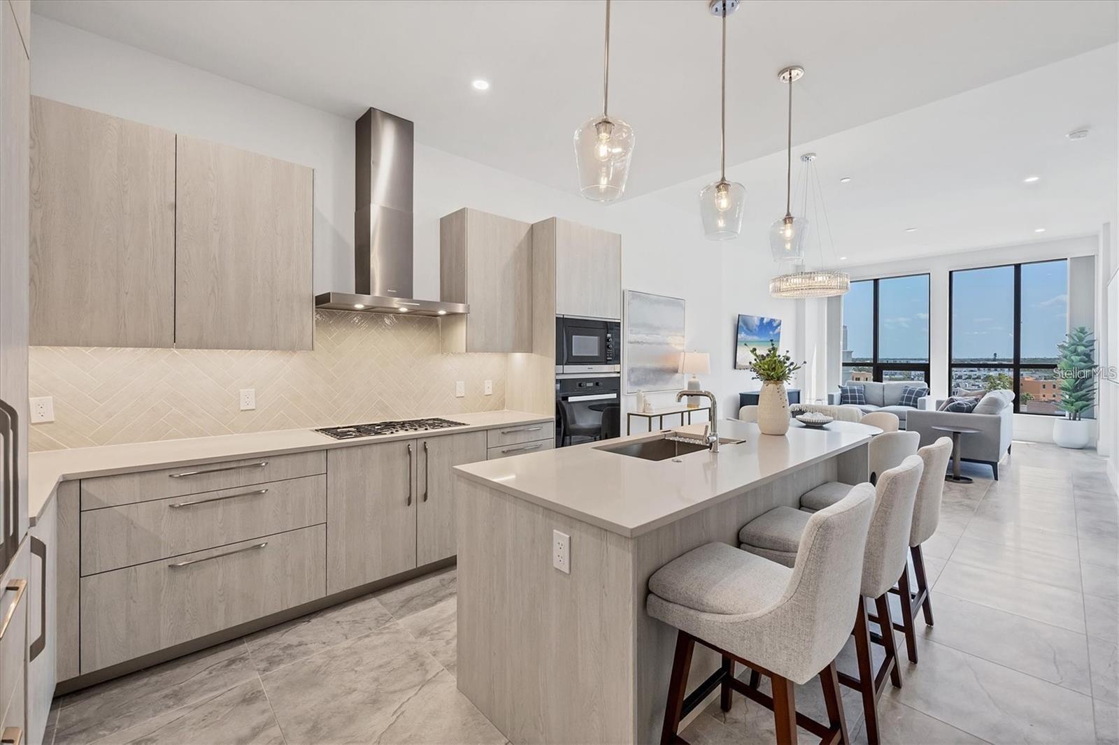 33 S PALM AVENUE 704